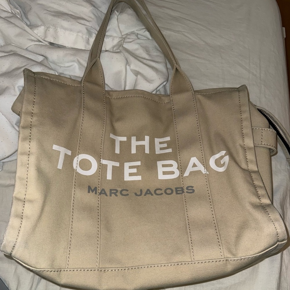 Marc Jacobs Beige Tote Bag